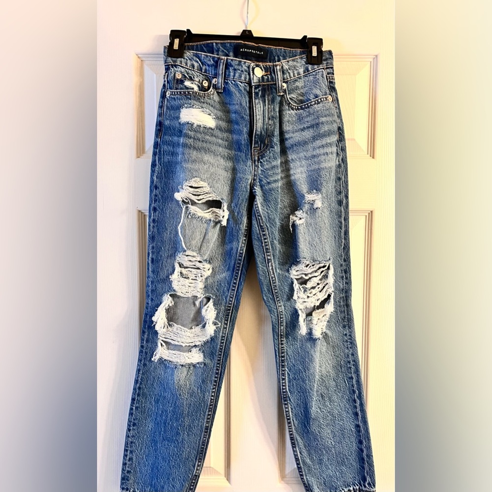 aero mom jeans